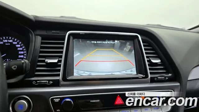 Hyundai Sonata 2018 — фото 18