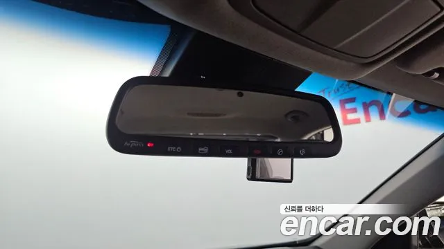 Hyundai Genesis 2016 — фото 19