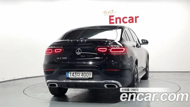 Mercedes-Benz GLC-Class 2023 — фото 4