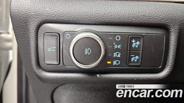 Ford Explorer 2020 — фото 17