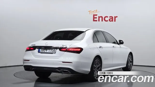 Mercedes-Benz E-Class 2021 — фото 2