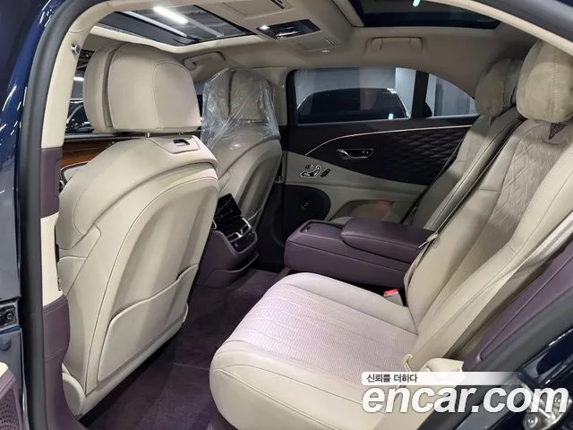 Bentley Flying Spur 2021 — фото 13