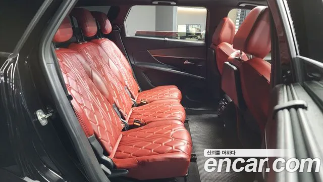 Peugeot 5008 2024 — фото 12