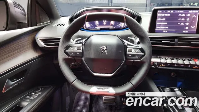 Peugeot 5008 2024 — фото 13
