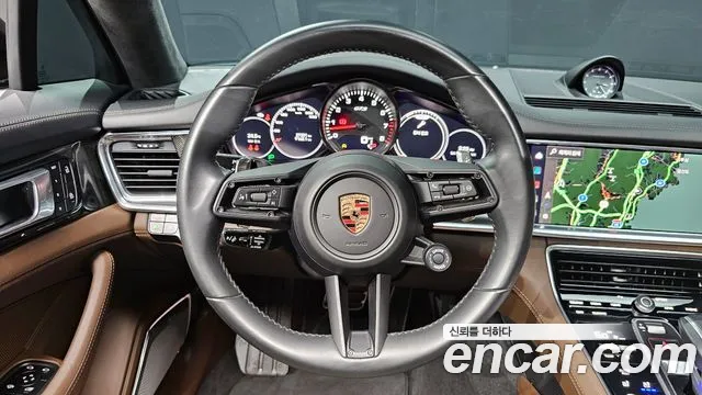 Porsche Panamera 2023 — фото 13