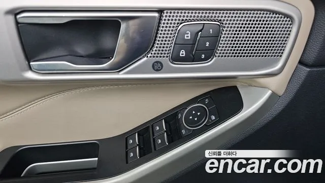 Ford Explorer 2021 — фото 12