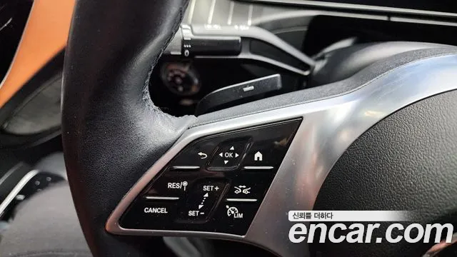 Mercedes-Benz C-Class 2023 — фото 18
