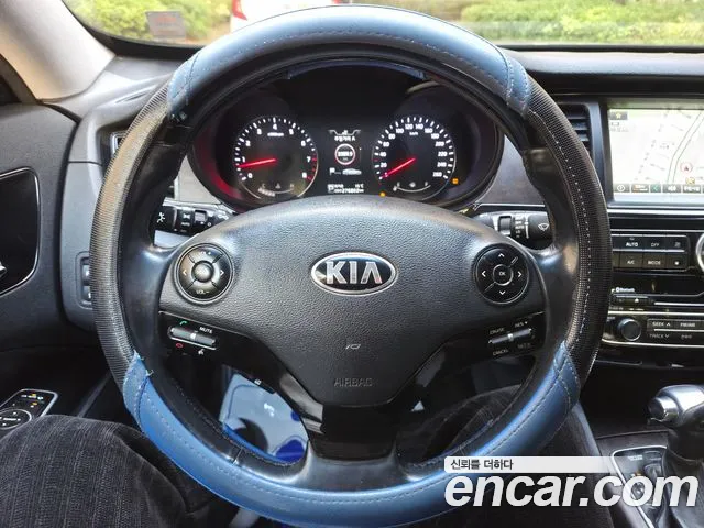 Kia K9 2013 — фото 12