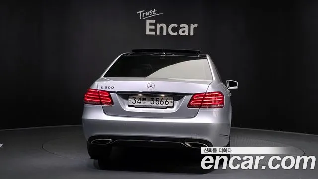Mercedes-Benz E-Class 2014 — фото 4