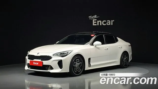Kia Stinger 2018 — фото 1