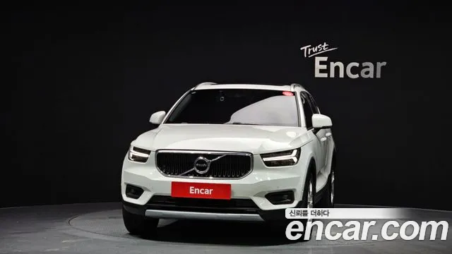 Volvo XC40 2019 — фото 3
