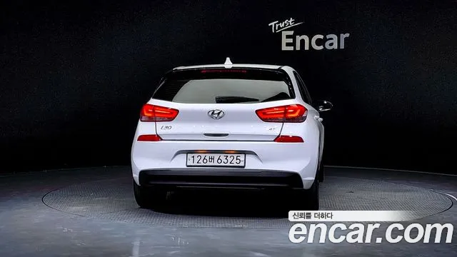 Hyundai i30 2017 — фото 4