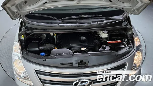 Hyundai Starex 2016 — фото 6