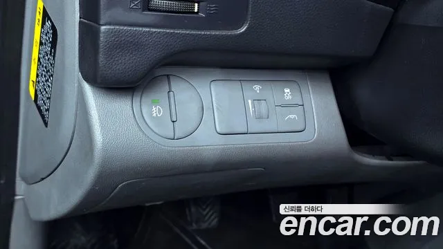 Hyundai Starex 2016 — фото 14