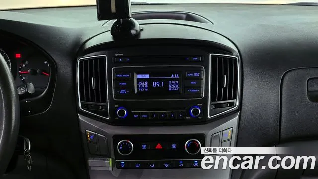 Hyundai Starex 2016 — фото 17