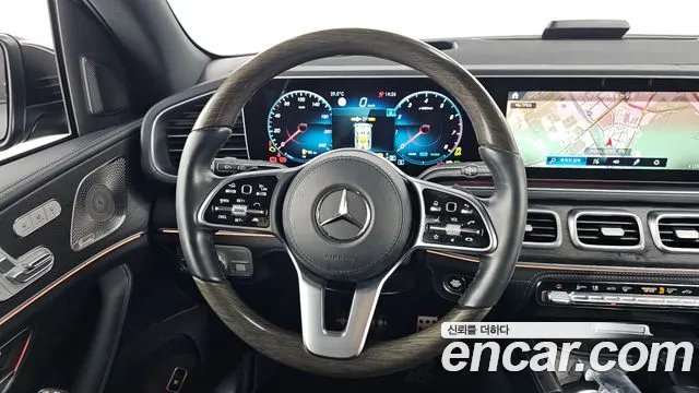 Mercedes-Benz GLS-Class 2022 — фото 13