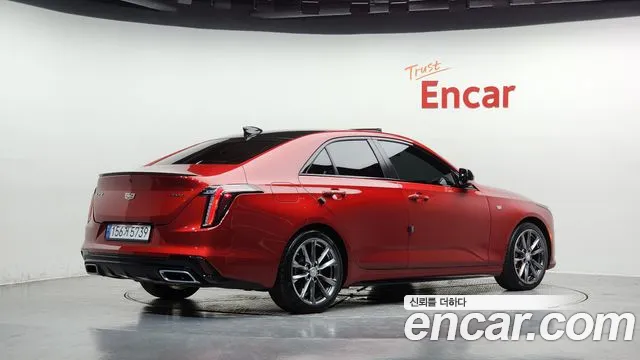 Cadillac CT4 2020 — фото 2