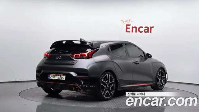 Hyundai Veloster 2021 — фото 2