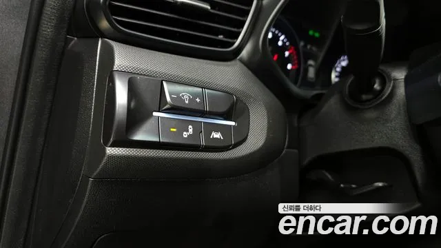 Hyundai Veloster 2021 — фото 14