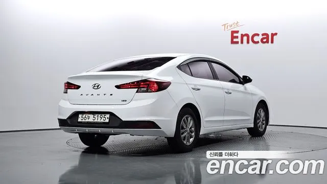 Hyundai AVANTE 2019 — фото 2