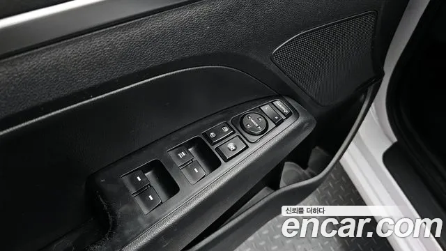 Hyundai AVANTE 2019 — фото 19