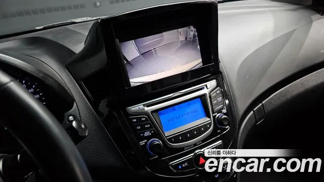 Hyundai Accent 2014 — фото 17