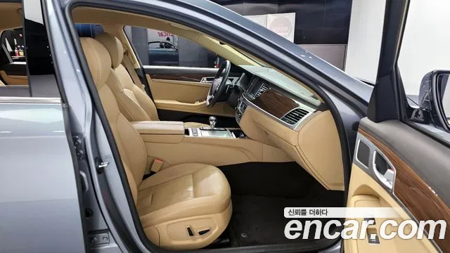 Genesis G80 2017 — фото 10