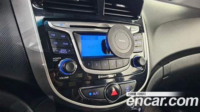 Hyundai Accent 2012 — фото 17