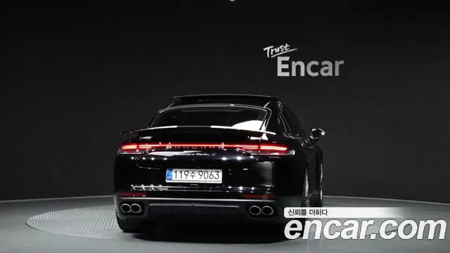 Porsche Panamera 2021 — фото 4