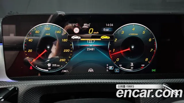 Mercedes-Benz CLA-Class 2023 — фото 8