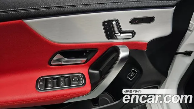 Mercedes-Benz CLA-Class 2023 — фото 16