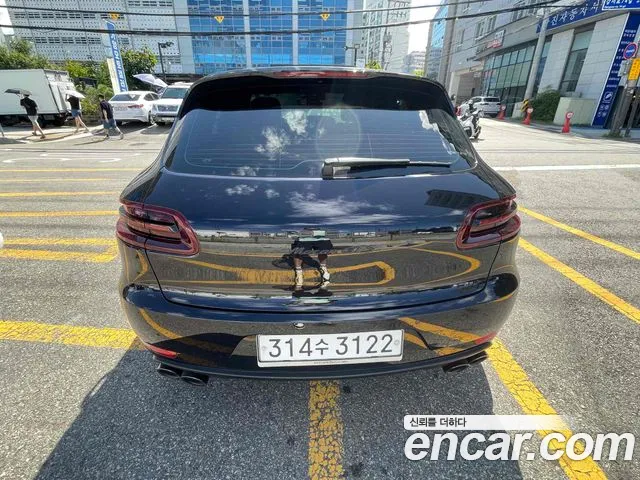 Porsche Macan 2018 — фото 4