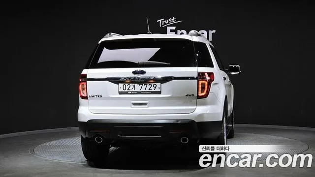 Ford Explorer 2014 — фото 4