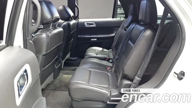 Ford Explorer 2014 — фото 12