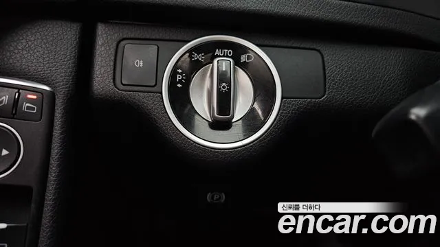 Mercedes-Benz C-Class 2012 — фото 18