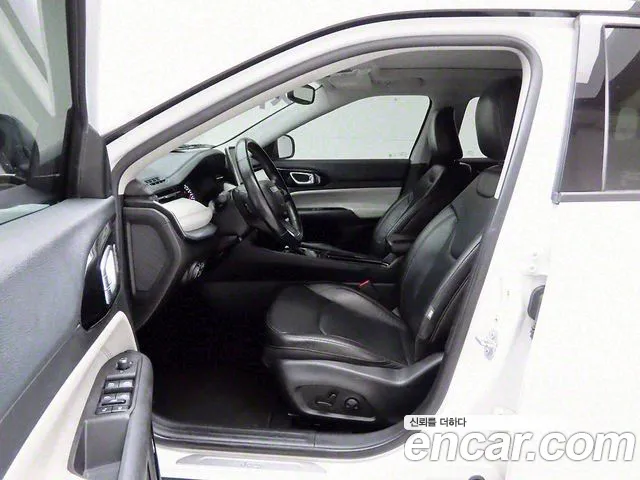Jeep Compass 2022 — фото 12