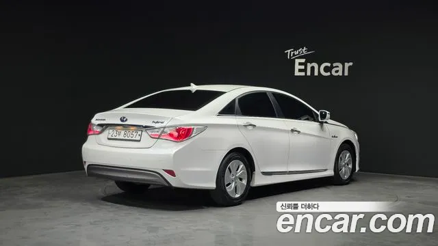 Hyundai Sonata 2014 — фото 2