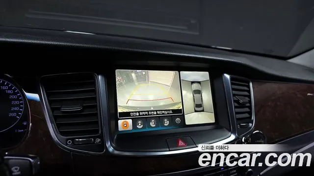 Hyundai Equus 2013 — фото 16