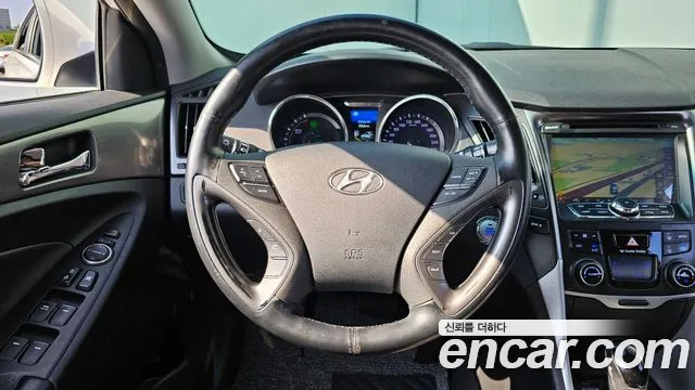 Hyundai Sonata 2014 — фото 14