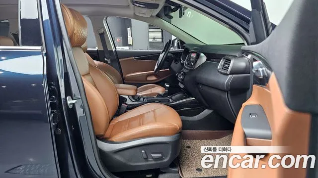 Kia Sorento 2018 — фото 10