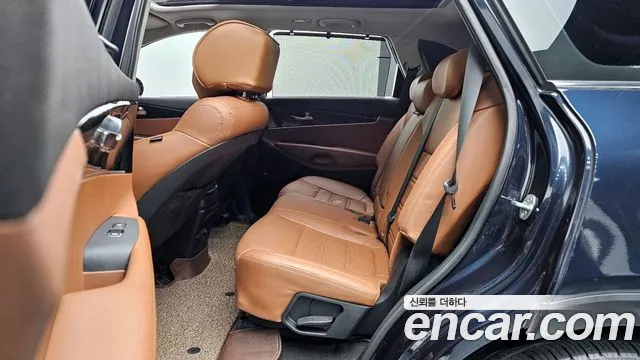 Kia Sorento 2018 — фото 12