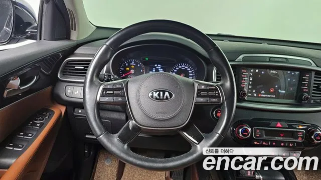 Kia Sorento 2018 — фото 13