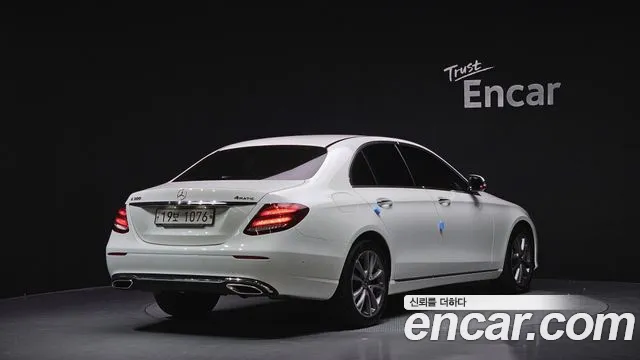 Mercedes-Benz E-Class 2019 — фото 2