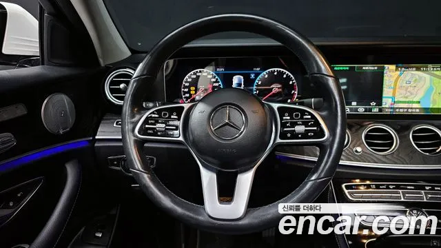 Mercedes-Benz E-Class 2019 — фото 13
