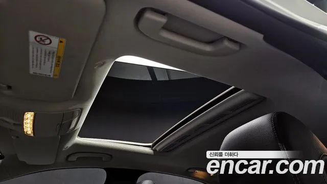 Mercedes-Benz E-Class 2019 — фото 19