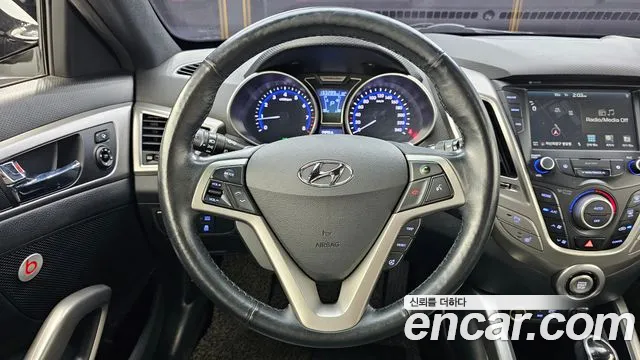 Hyundai Veloster 2016 — фото 13