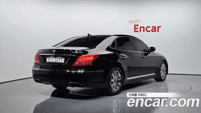 Hyundai Equus 2012 — фото 2