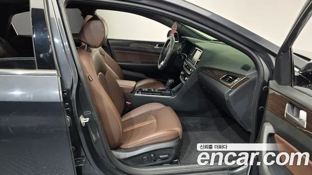 Hyundai Sonata 2018 — фото 11