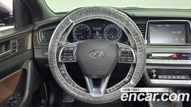 Hyundai Sonata 2018 — фото 13