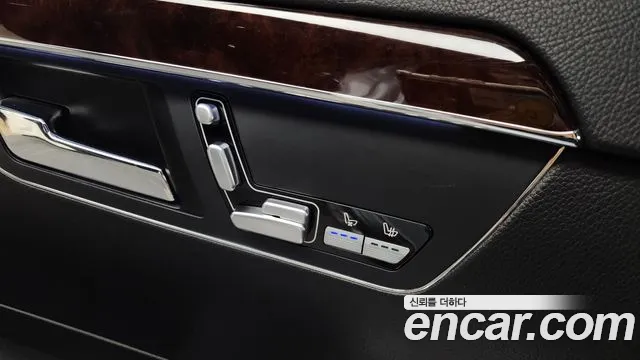 Mercedes-Benz S-Class 2008 — фото 19